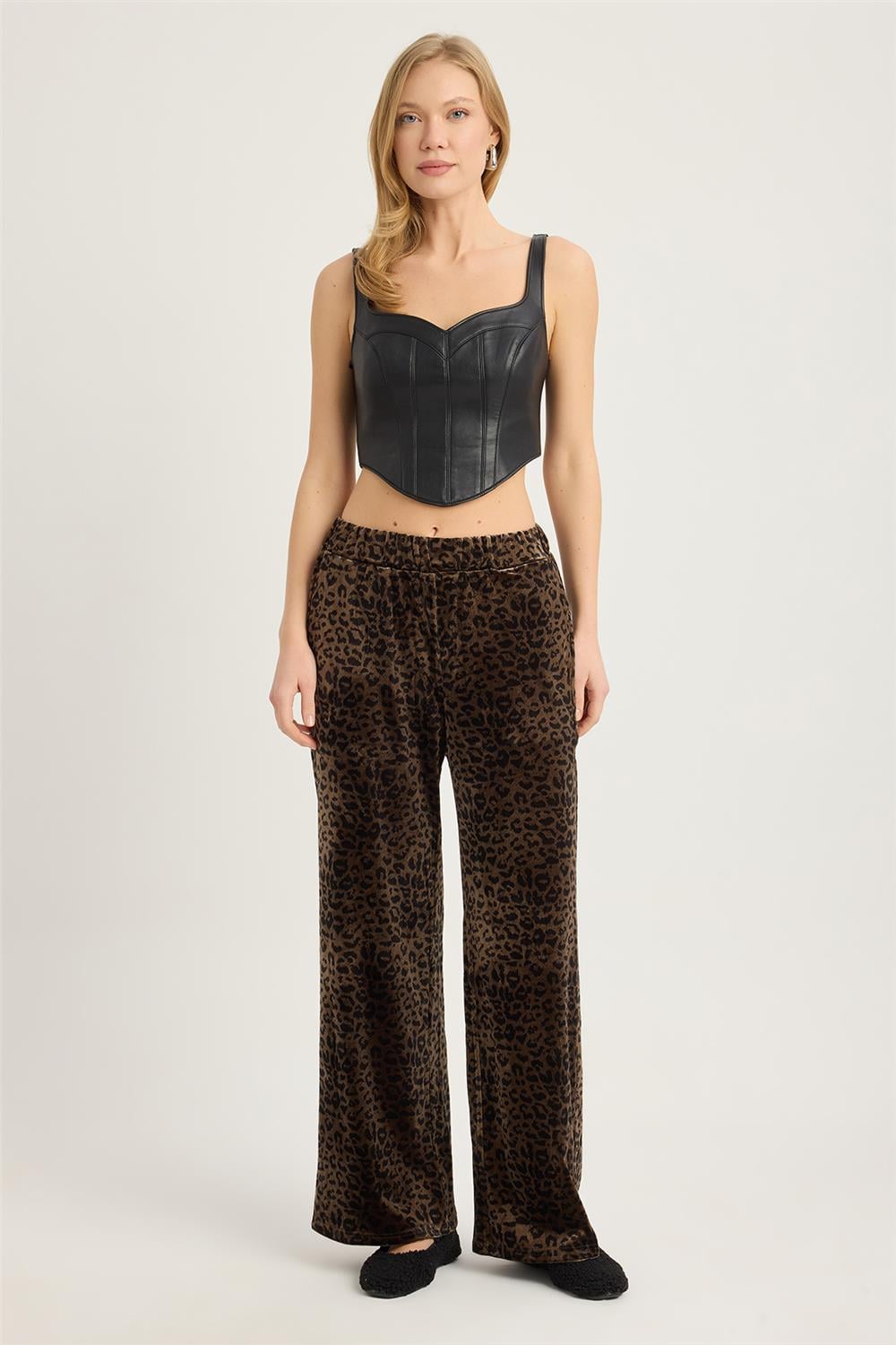 Leopar Desenli Kadife Pantolon