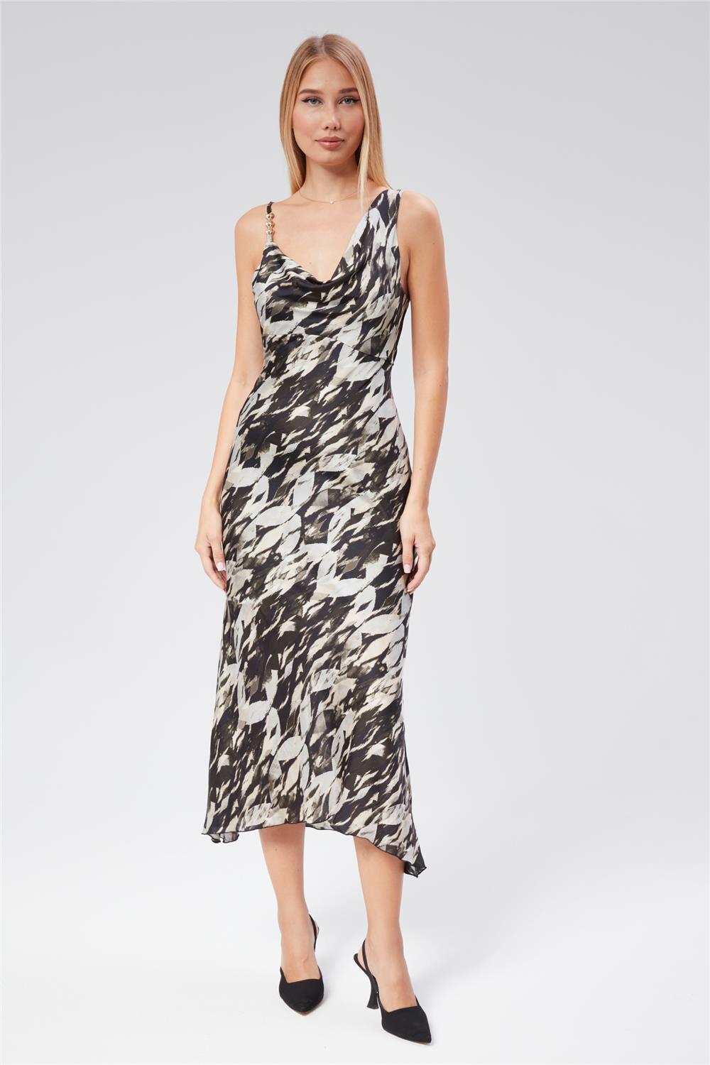 Desenli V Kesim Elbise