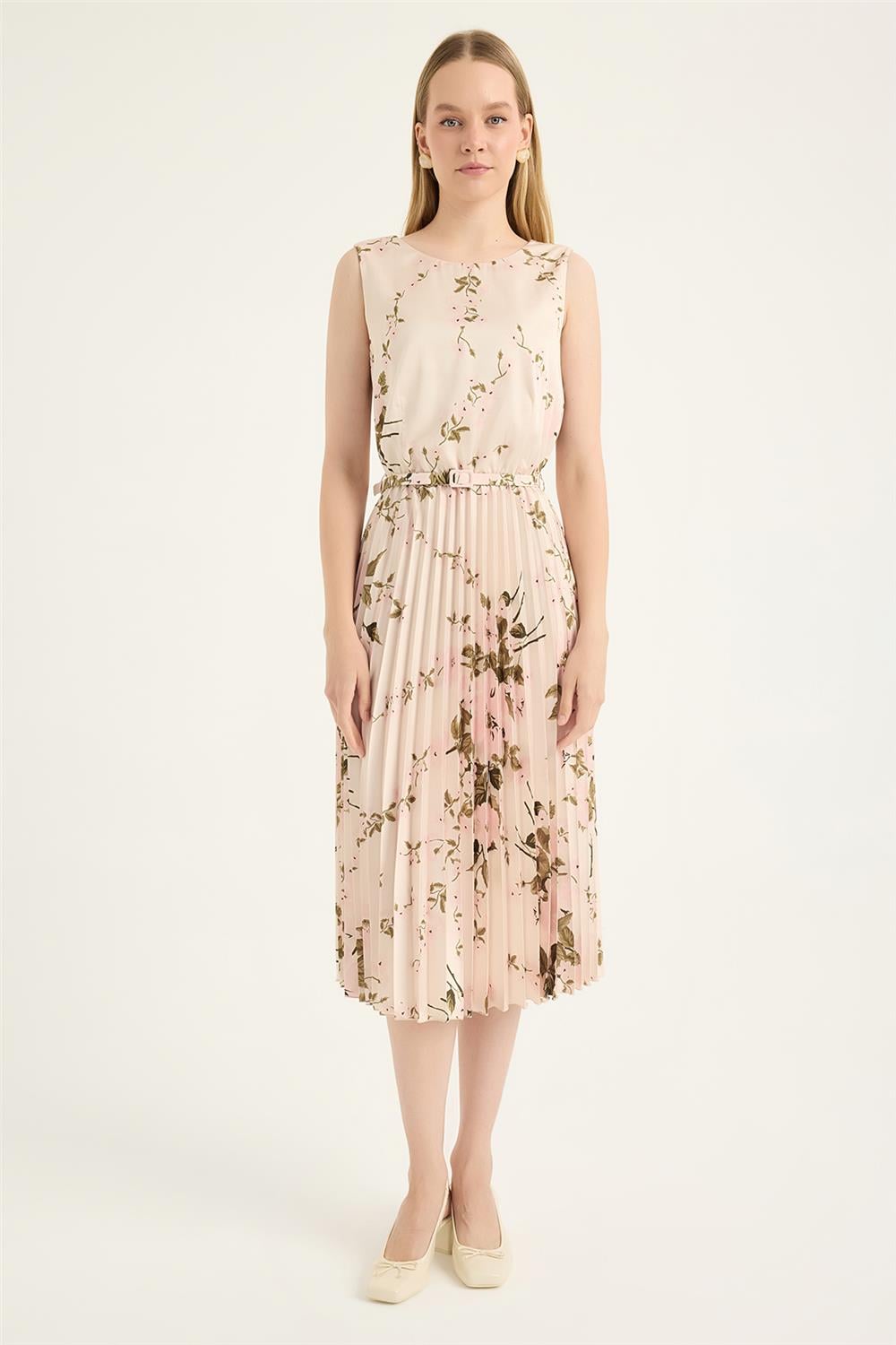 Çiçek Desenli Elbise