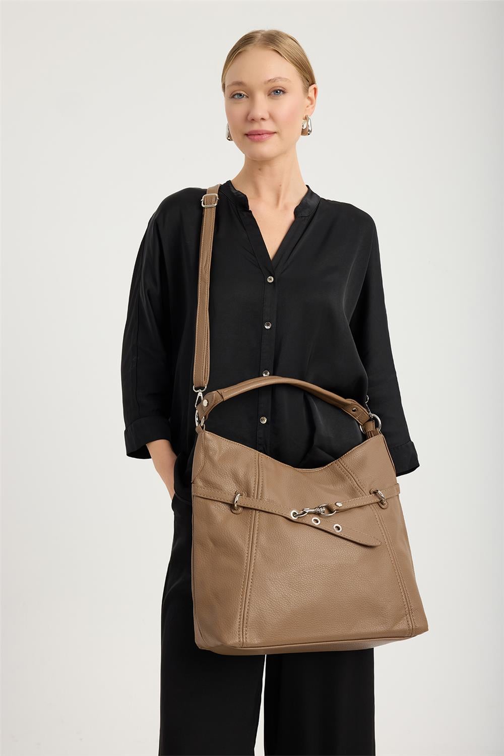 Parça Dikişli Çanta