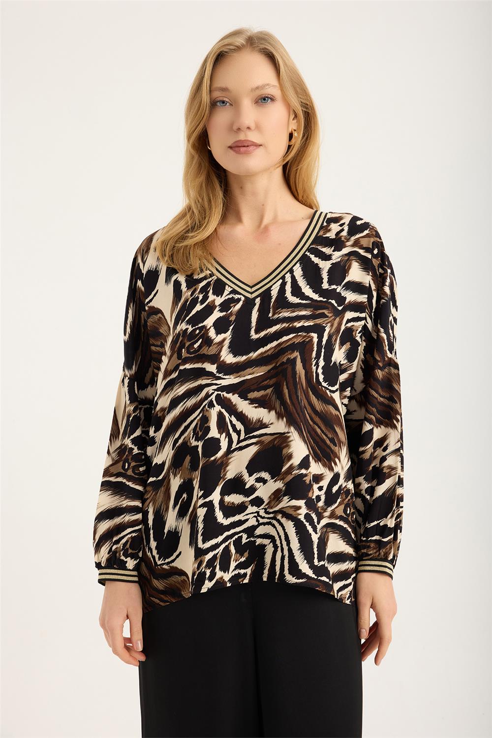 Zebra Desenli Simli Ribanalı V Bluz