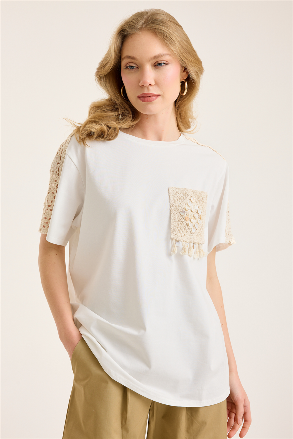 Örgü Omuz Cepli Tshirt