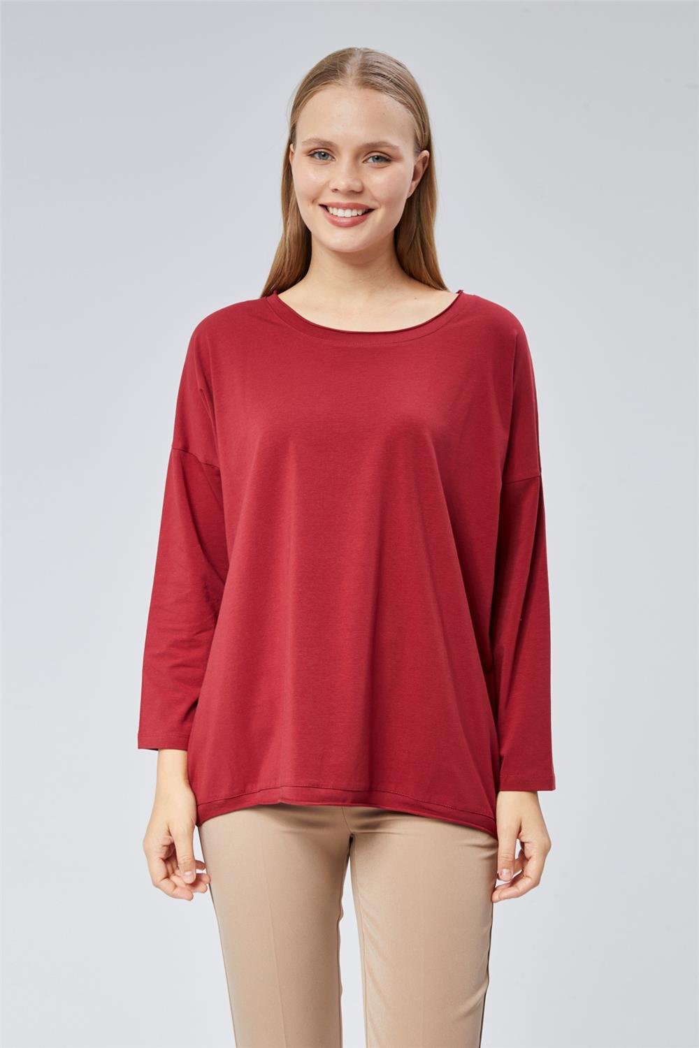 Geniş Kesim Yuv Yaka Tshirt