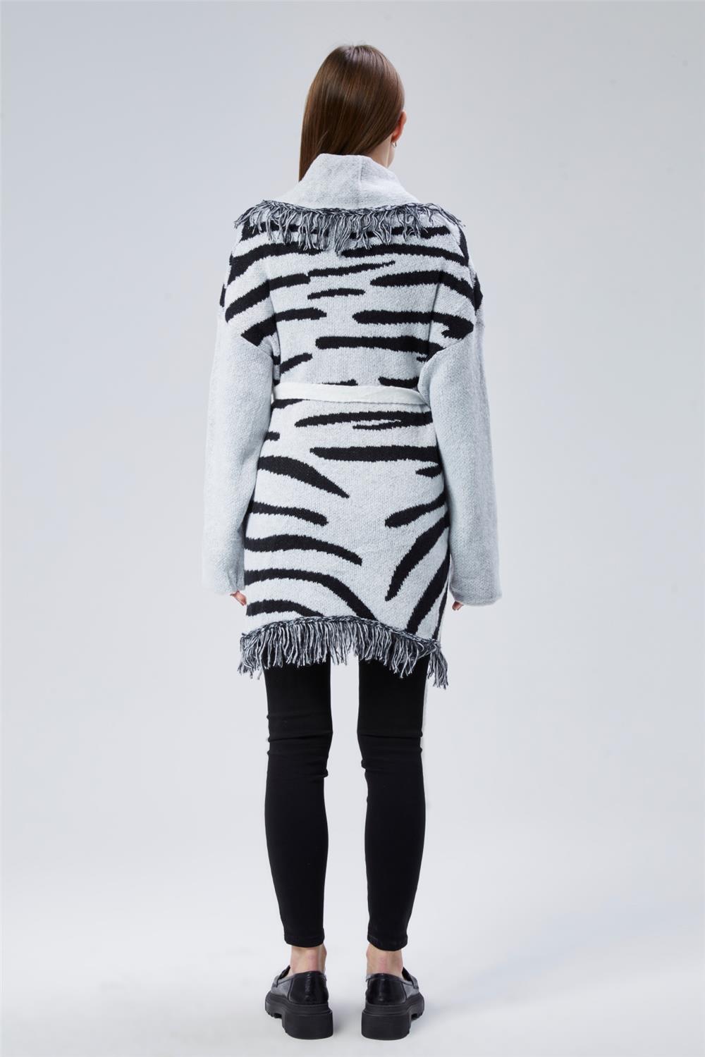 Uzun Zebra Hırka · 4