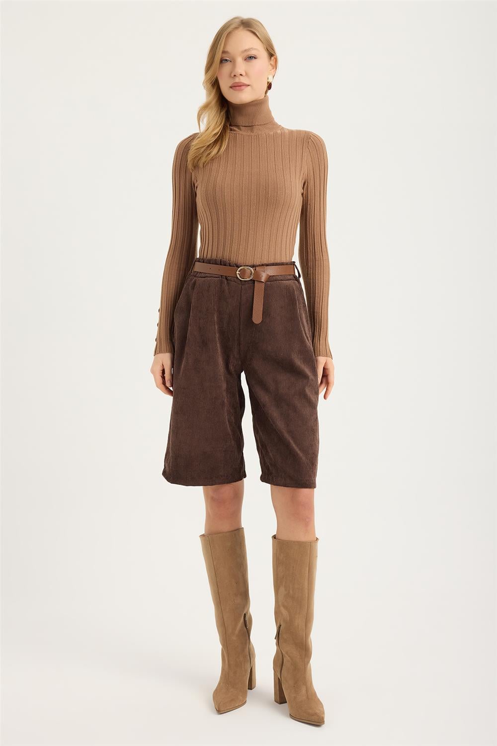 Fitilli Kadife Şort