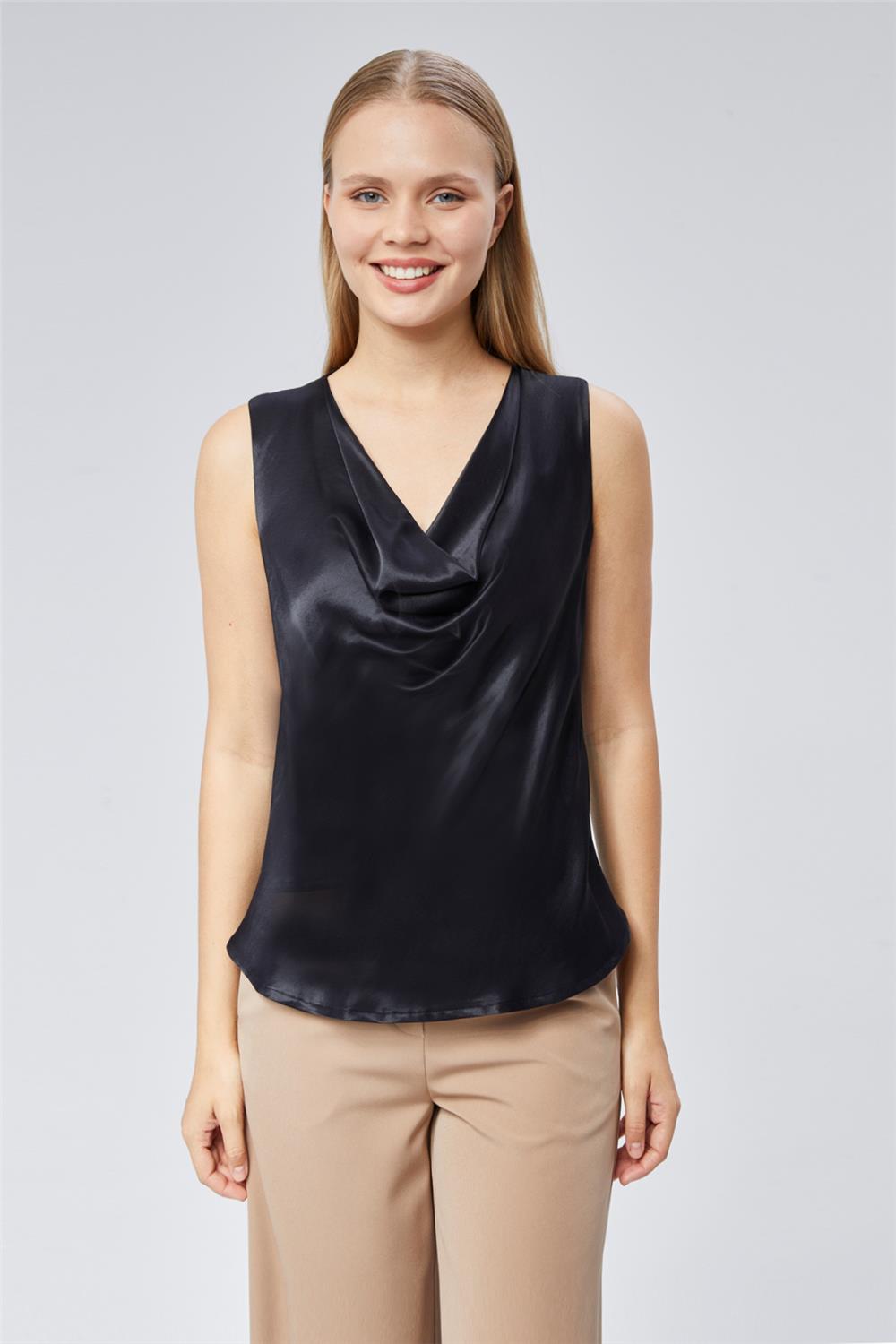 Degaje Yaka Kolsuz Bluz