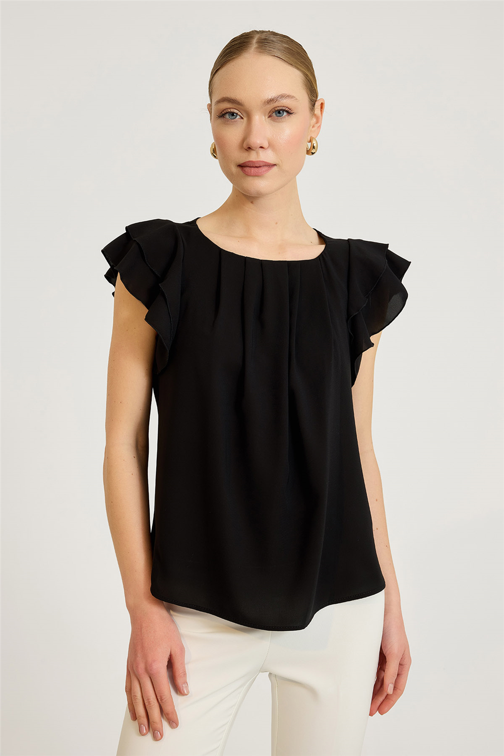 Önü Pile Fırfırlı Bluz