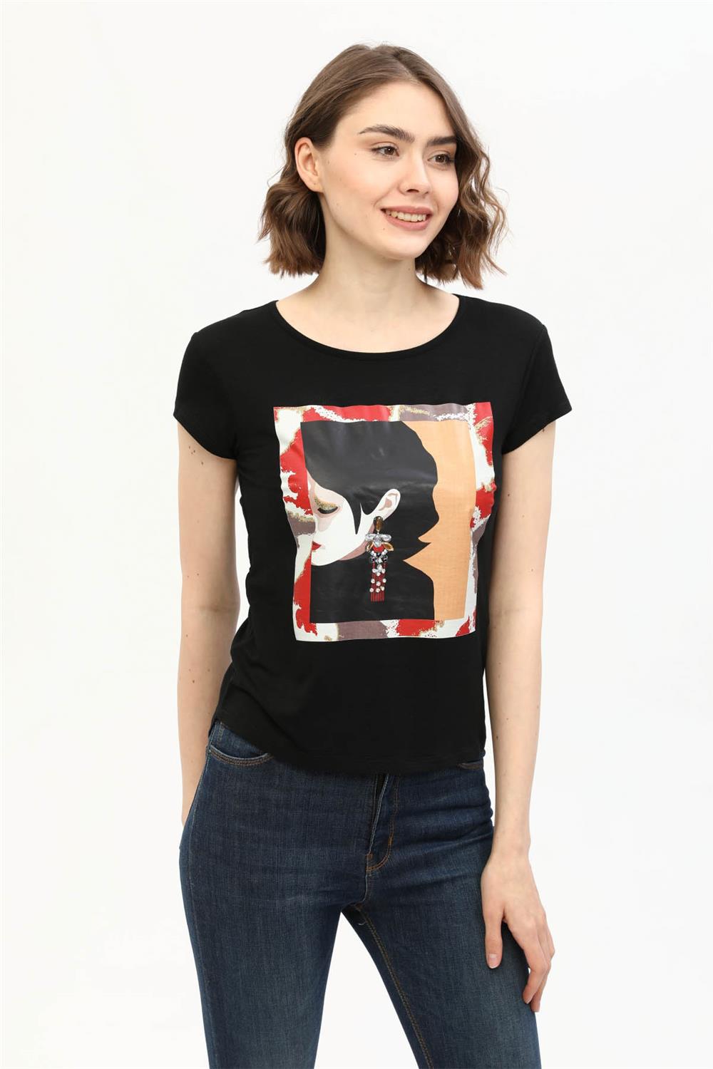 Baskılı Tshirt · 3