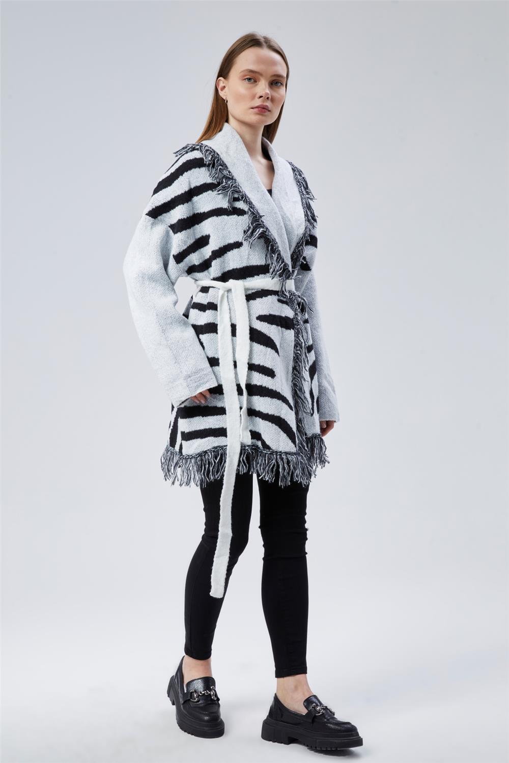 Uzun Zebra Hırka · 2