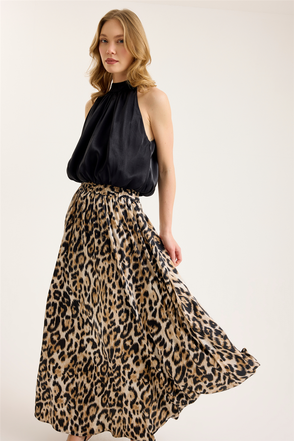 İri Leopar Desenli Etek