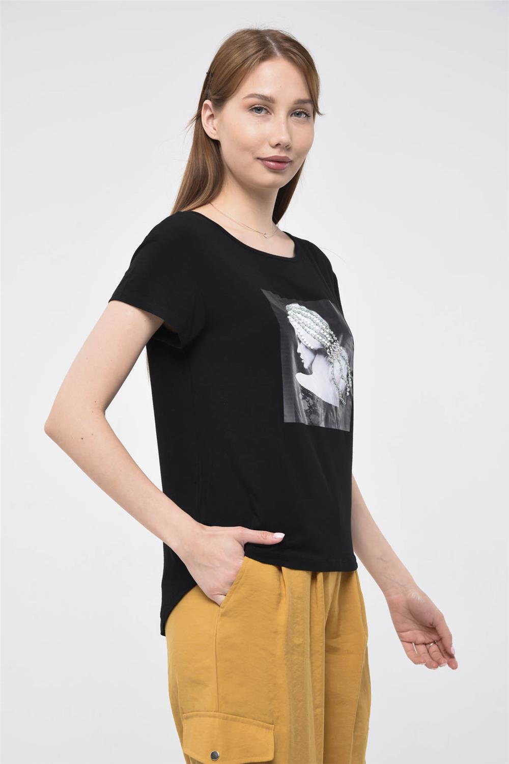 Saçı Taş İşlemeli Kız Baskılı Tshirt · 2