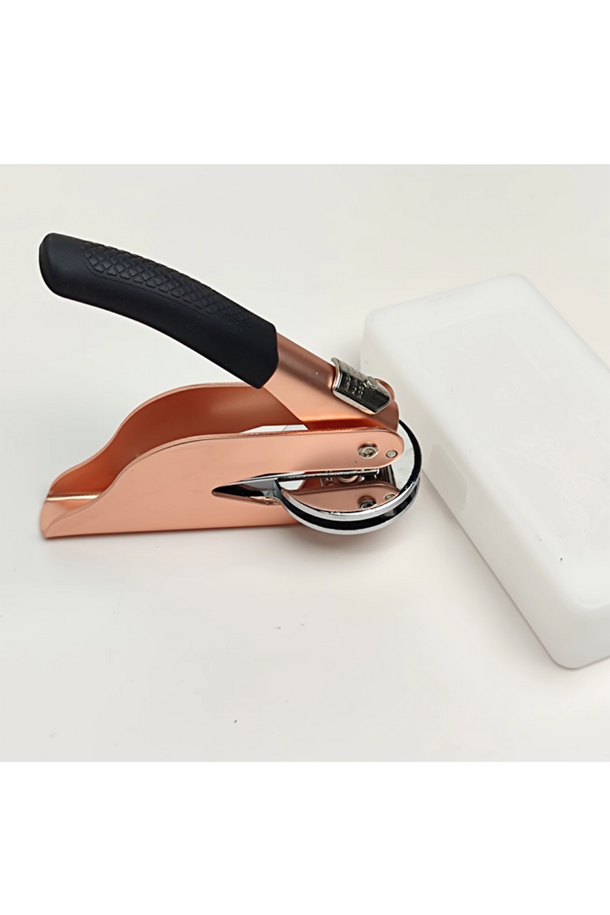 Soğuk Mühür Kabartma Damga Çelik Baskı Presi Lastik Sap Rosegold