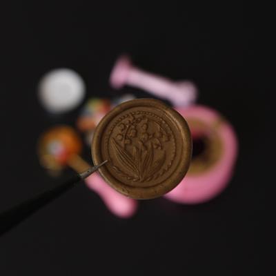 Çiçek Desenli 5 Parça Mum Mühür Seti