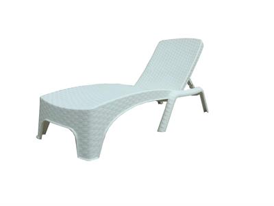 Roma Plastik Rattan Şezlong Beyaz