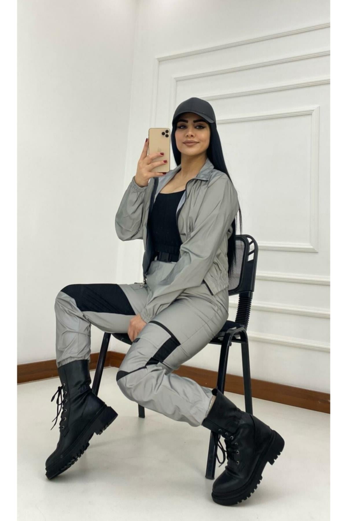 Kadın Reflektörlü Paraşüt Kumaş Eşofman Takımı