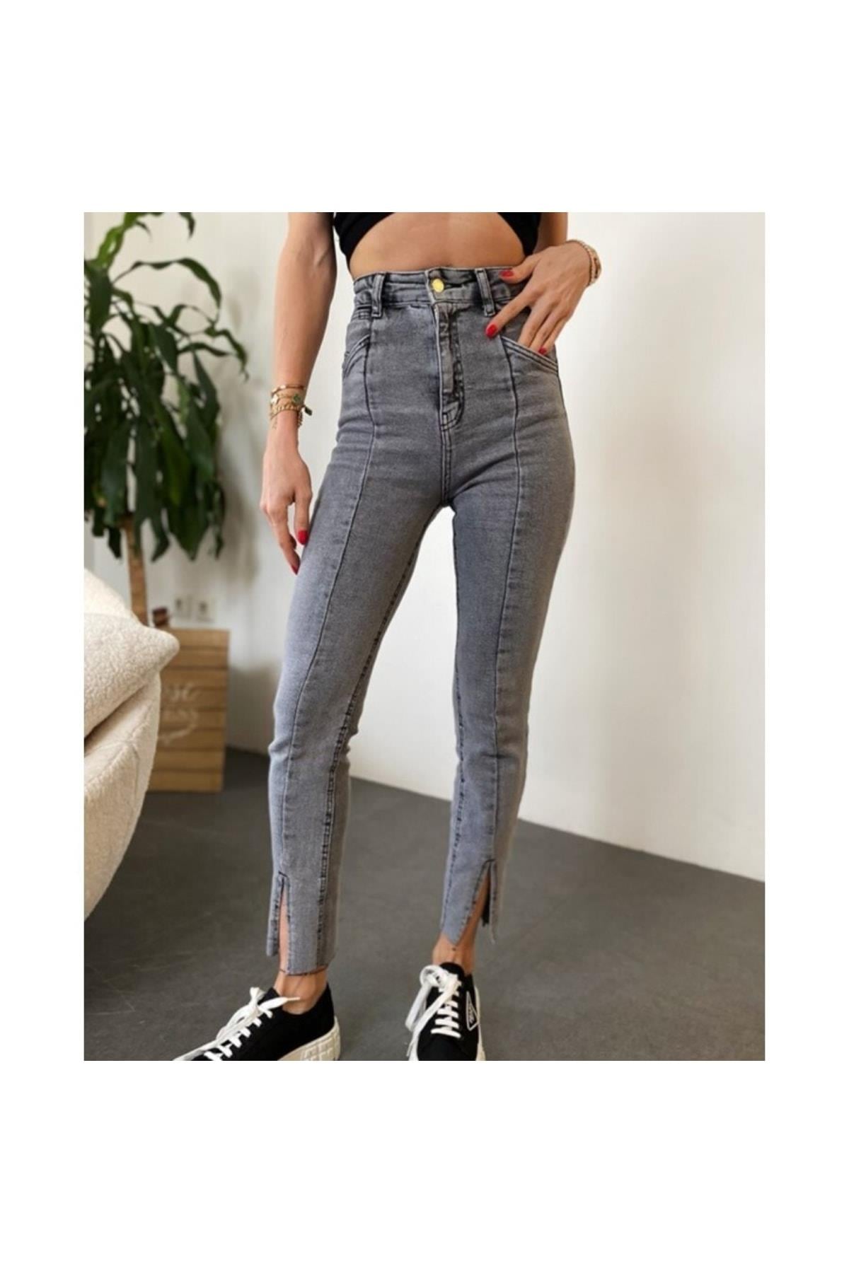Kadın Tek Çizgi Yırtmaçlı Gri Jean Pantolon
