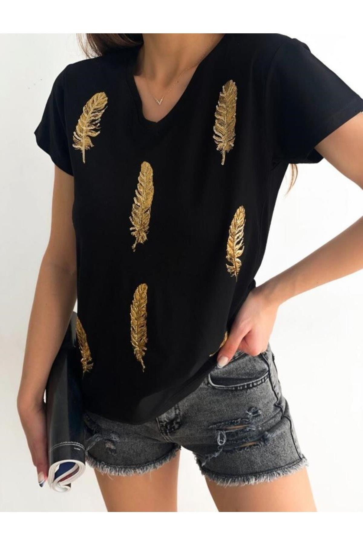 Kadın V Yaka Tüy Desenli Siyah Gold T-shirt
