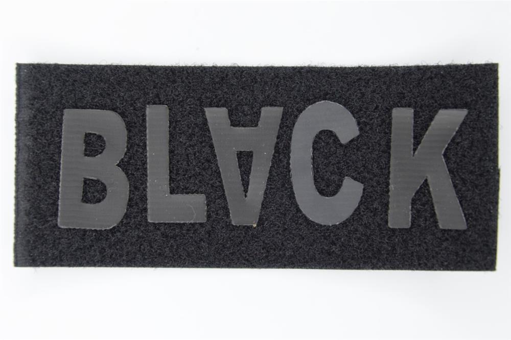 Black Yazılı Aksesuar