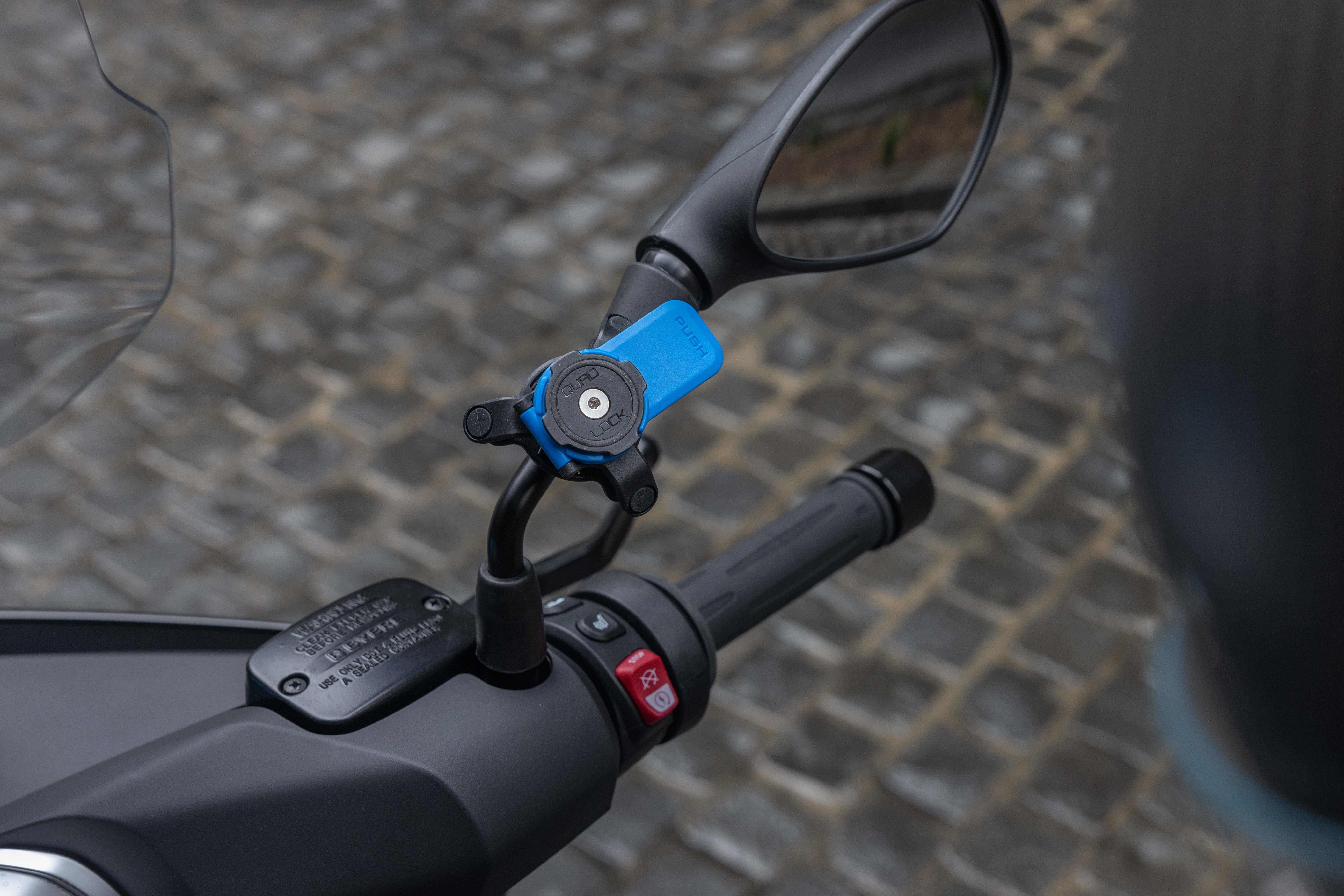 Quadlock Motosiklet Ayna Bağlantılı Titreşim Modüllü Telefon Tutucu