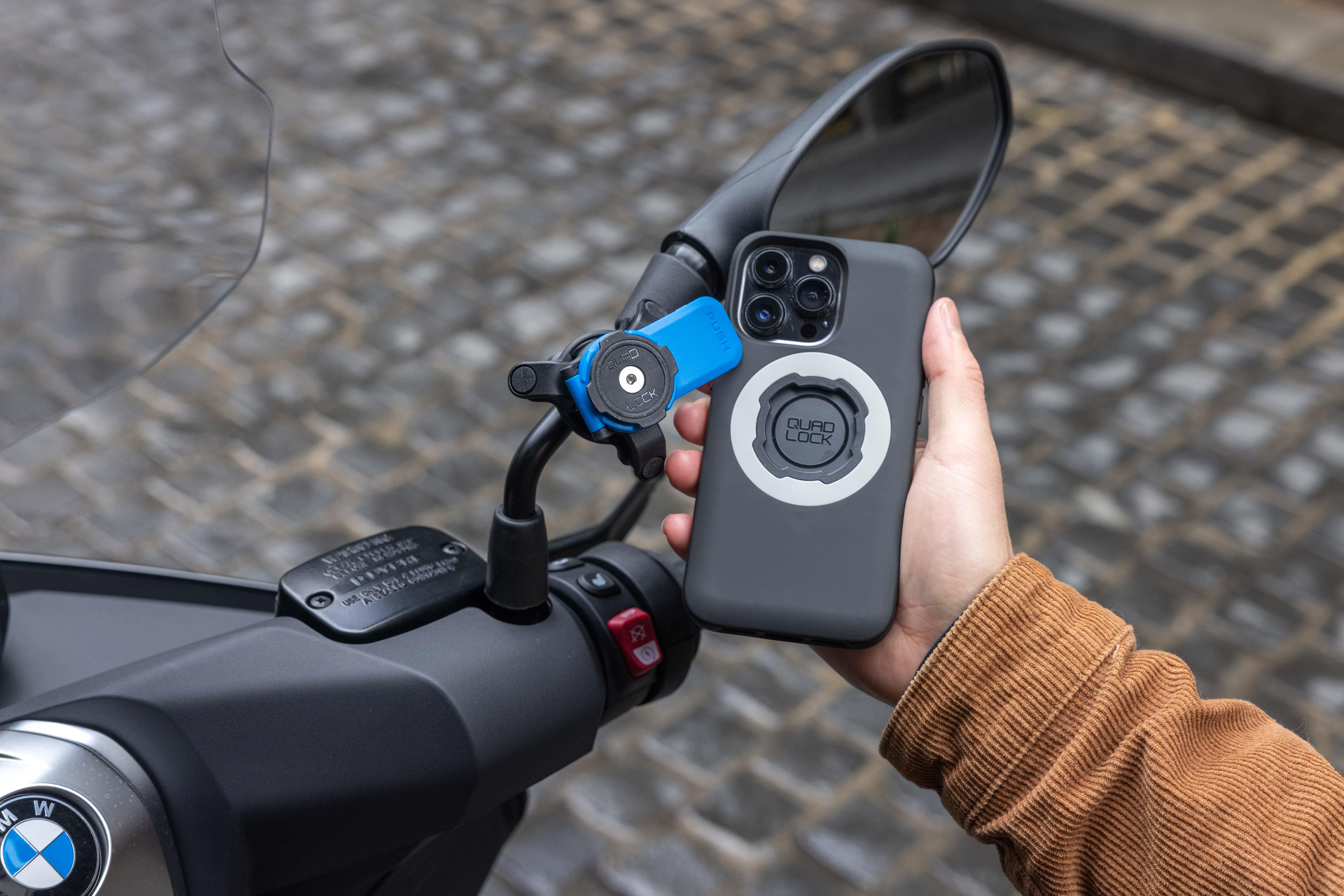 Quadlock Motosiklet Ayna Bağlantılı Titreşim Modüllü Telefon Tutucu