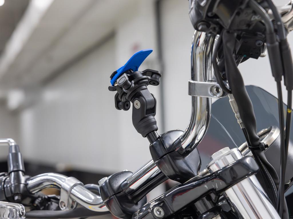 Quadlock Motosiklet Scooter Gidon Merkezi Bağlantılı Telefon Tutucu Seti