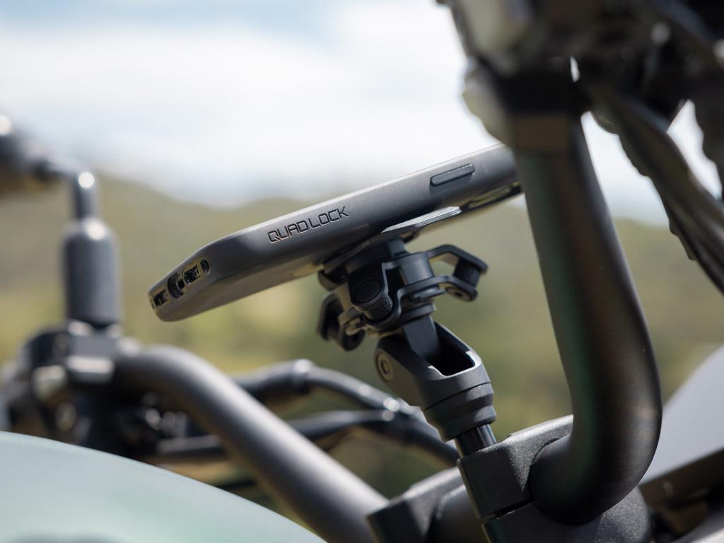 Quadlock Motosiklet Scooter Pro Gidon Merkezi Bağlantılı Telefon Tutucu Seti