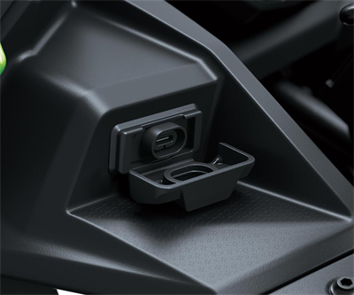 Kawasaki Ninja 500 USB Soketi