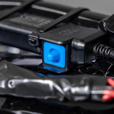 Quadlock Motosiklet 12V USB Girişi Akıllı Adaptör