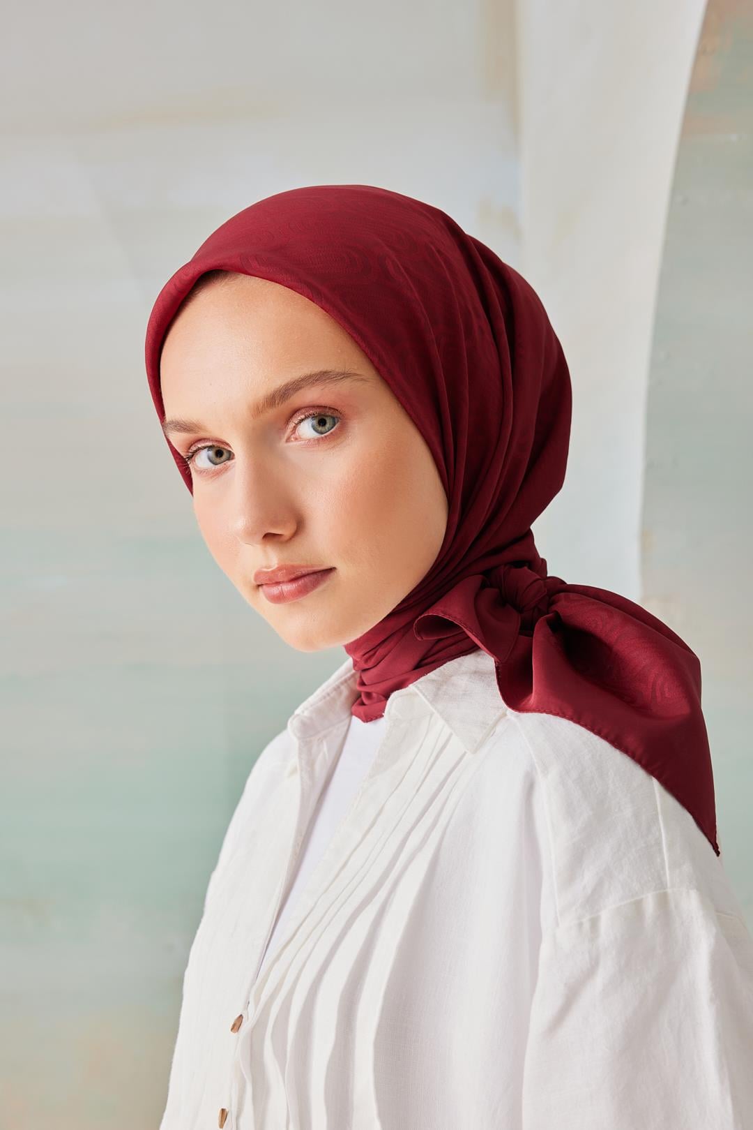 DÜZ CAPRİ SARMAL EŞARP VİŞNE