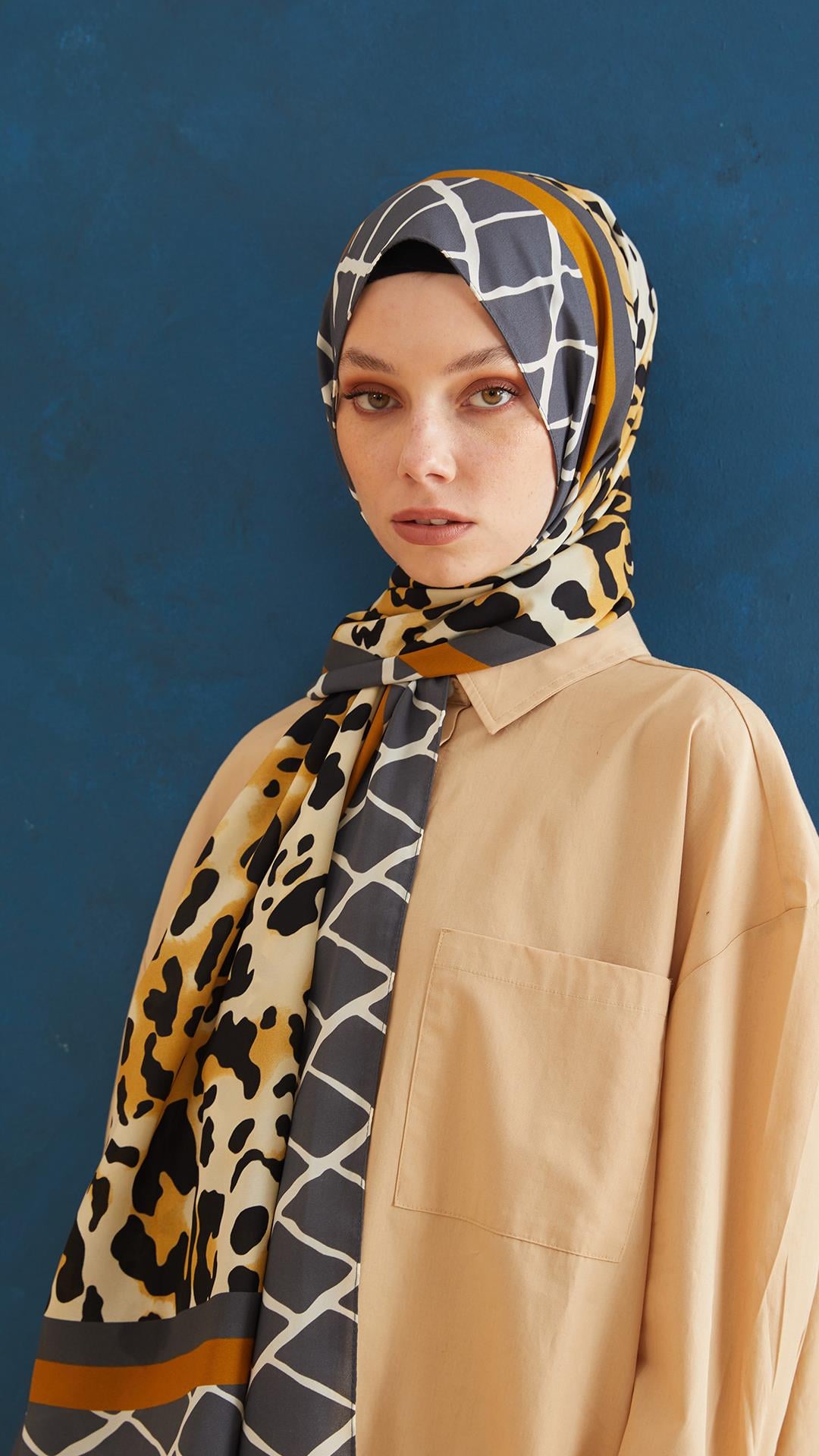 GEOMETRİK LEOPAR FÜME
