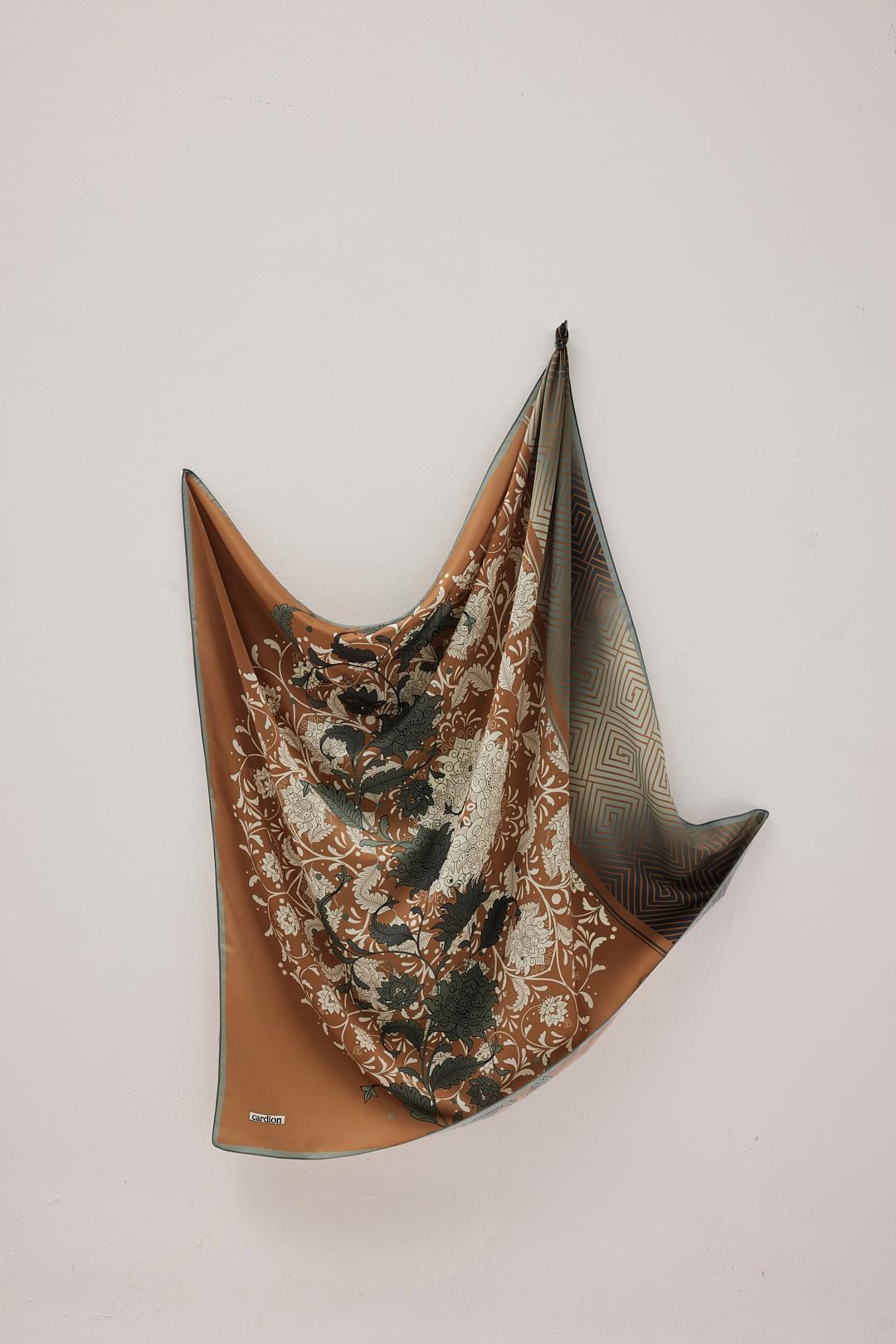 GOLD SANAT EŞARP GOLD