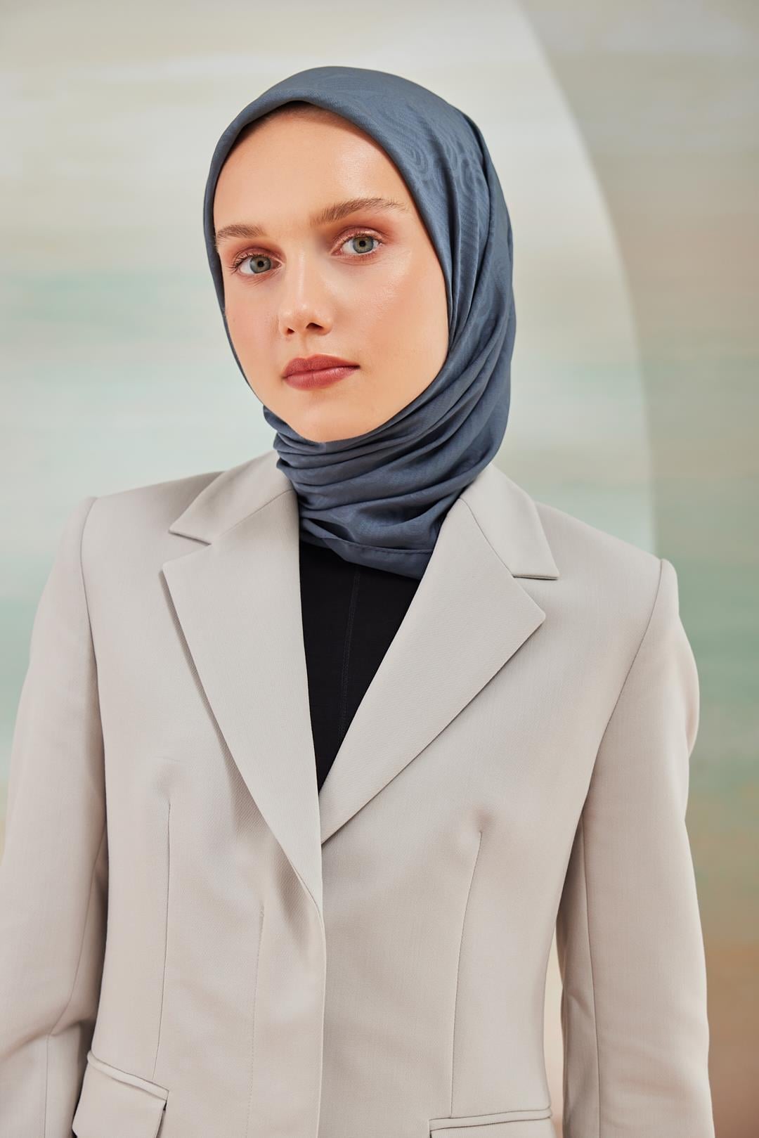 DÜZ CAPRİ SARMAL EŞARP ANTRASİT