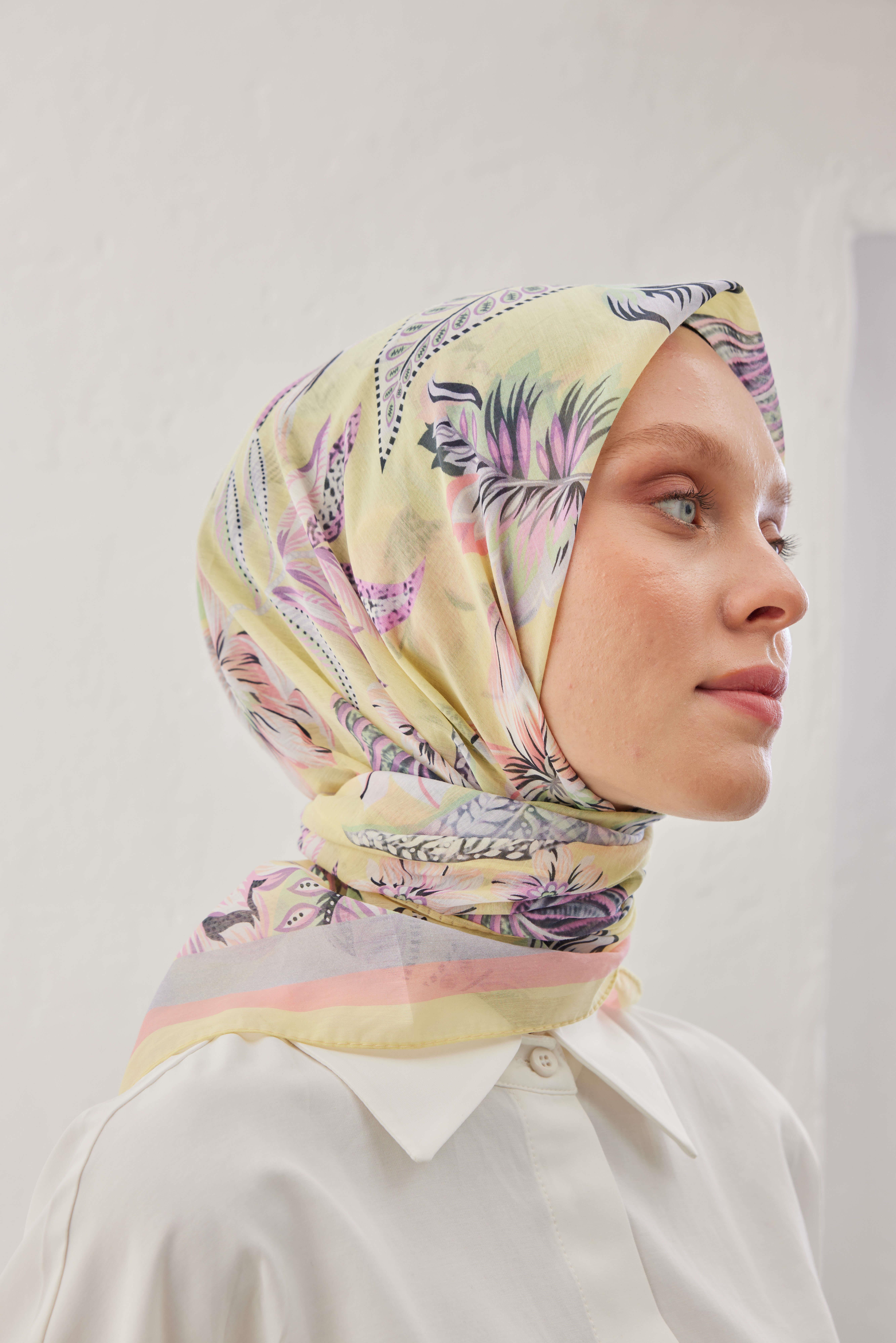 FLOWER DESEN PAMUK İPEK EŞARP SARI