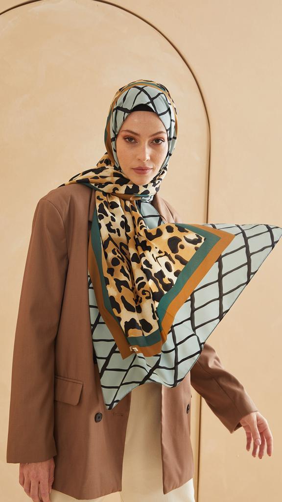GEOMETRİK LEOPAR SU YEŞİLİ