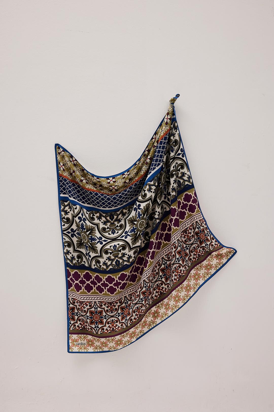 GOLD ÇİNİ EŞARP İNDİGO