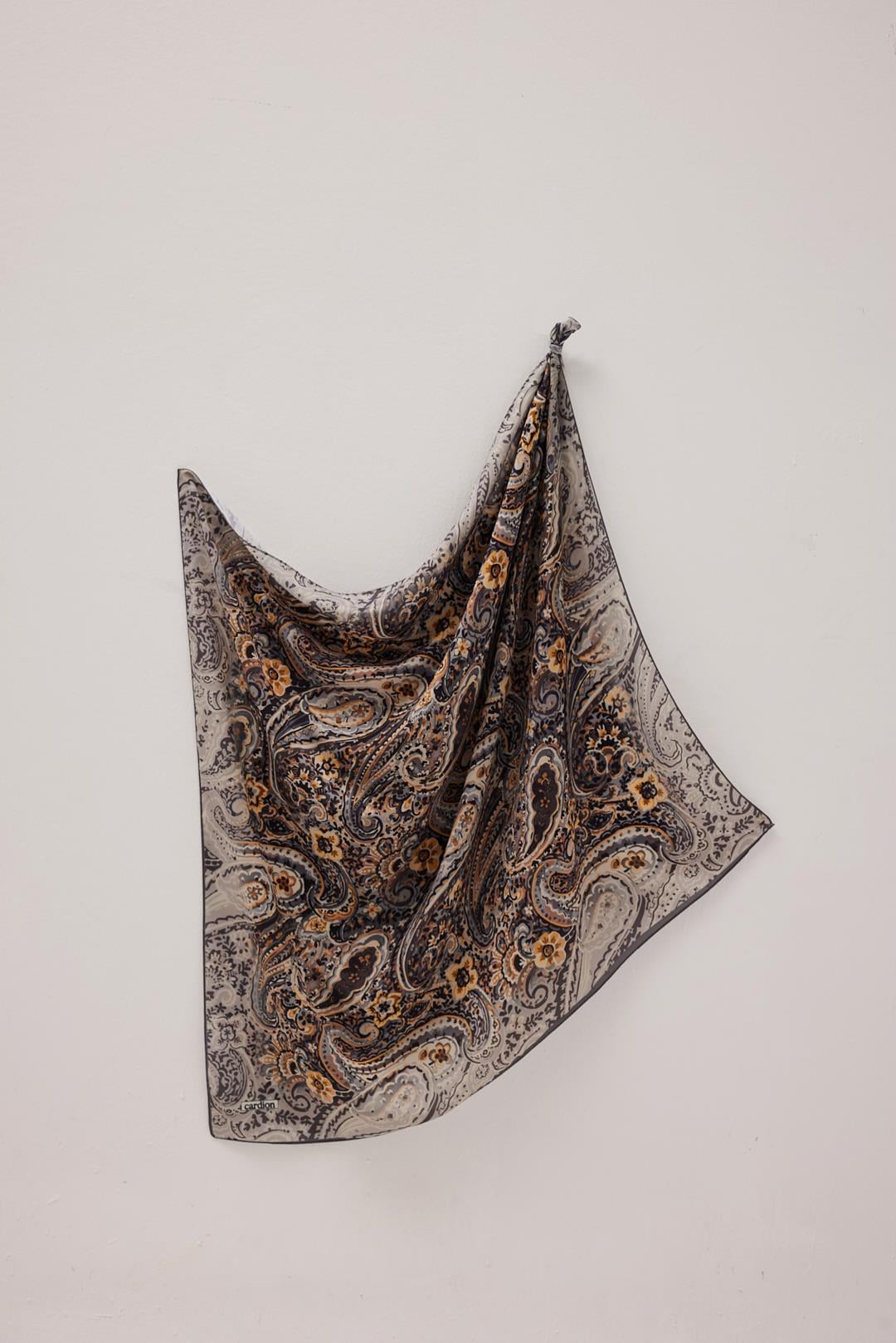 GOLD ETNİK EŞARP TAŞ