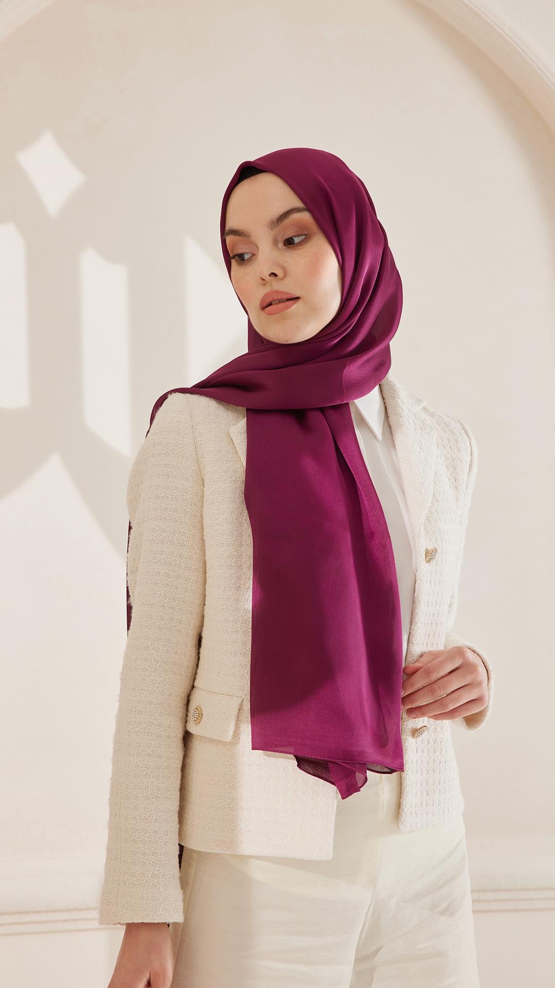 SHİNE ŞAL SIKLAMEN