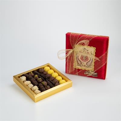 KÜÇÜK BOY ISLEMELI KUTU SPESIYAL ÇIKOLATA