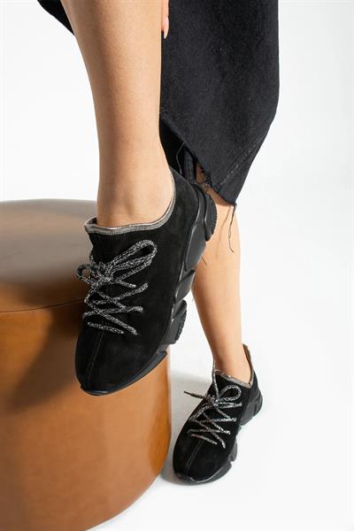 Siyah Kiera Bağcıklı Kadın Spor Ayakkabı