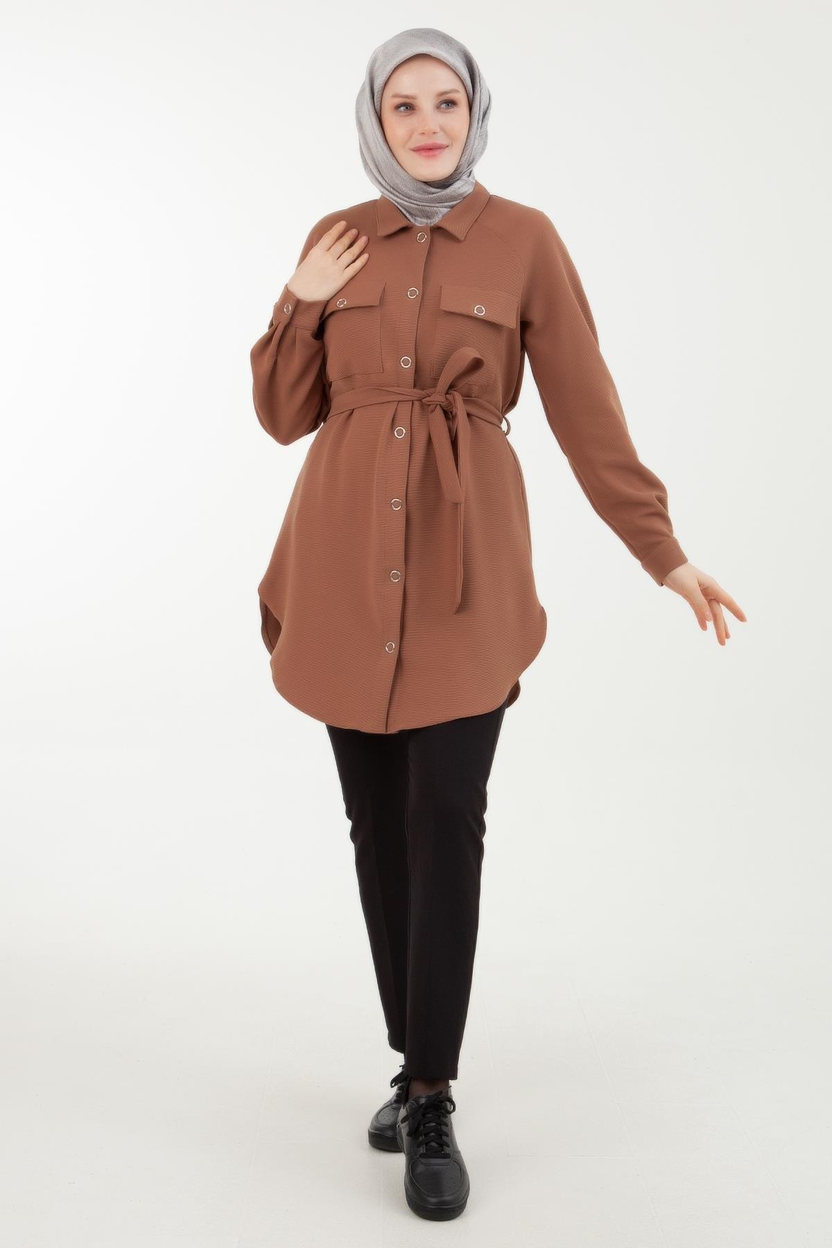ARMİNE TREND Çıtçıt Detaylı Belden Bağlamalı Tunik-Camel 23KT401