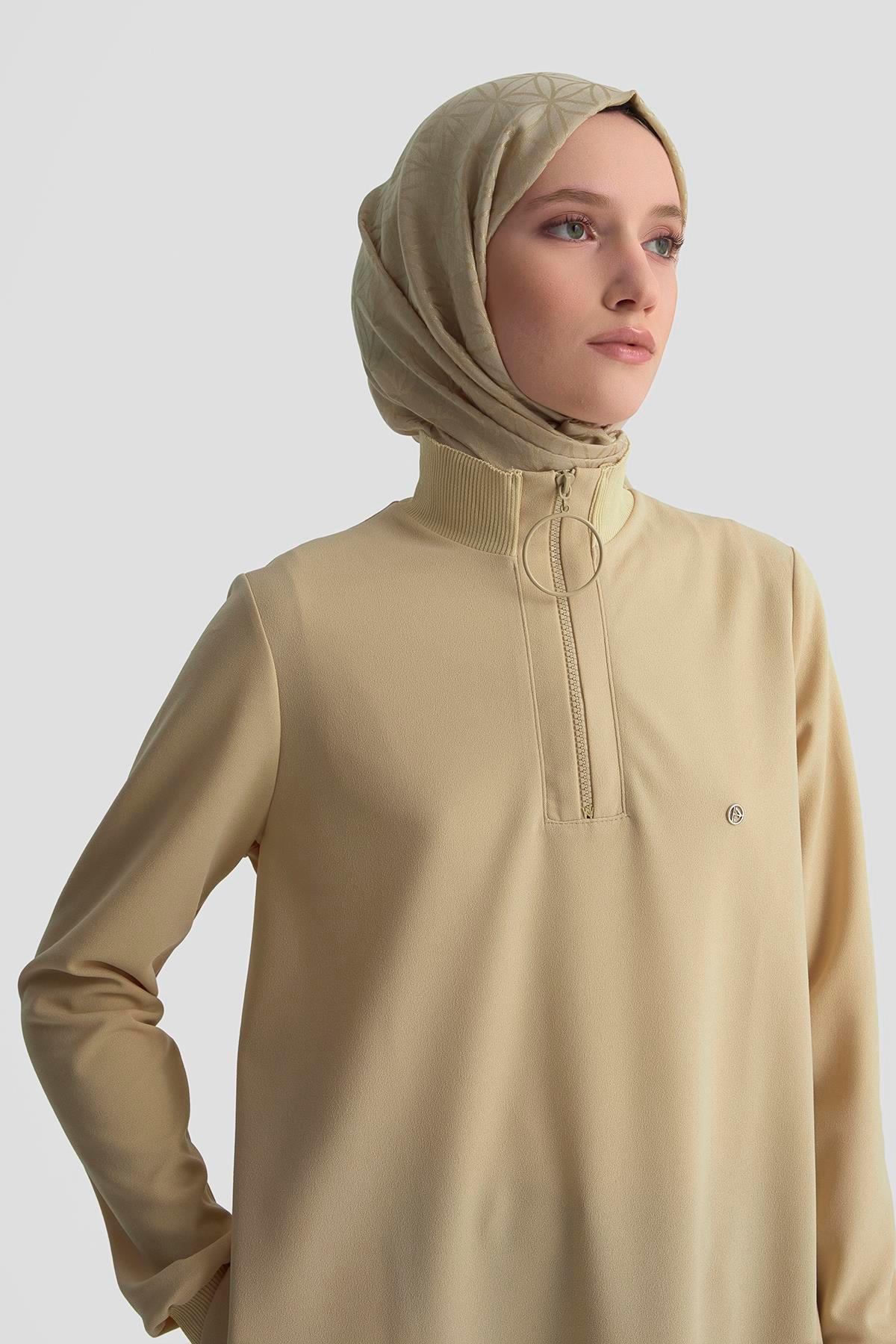 ARMİNE TREND Kolları ve Yakası Ribanalı Yarım Fermuarlı Tunik-Bej 25YT437