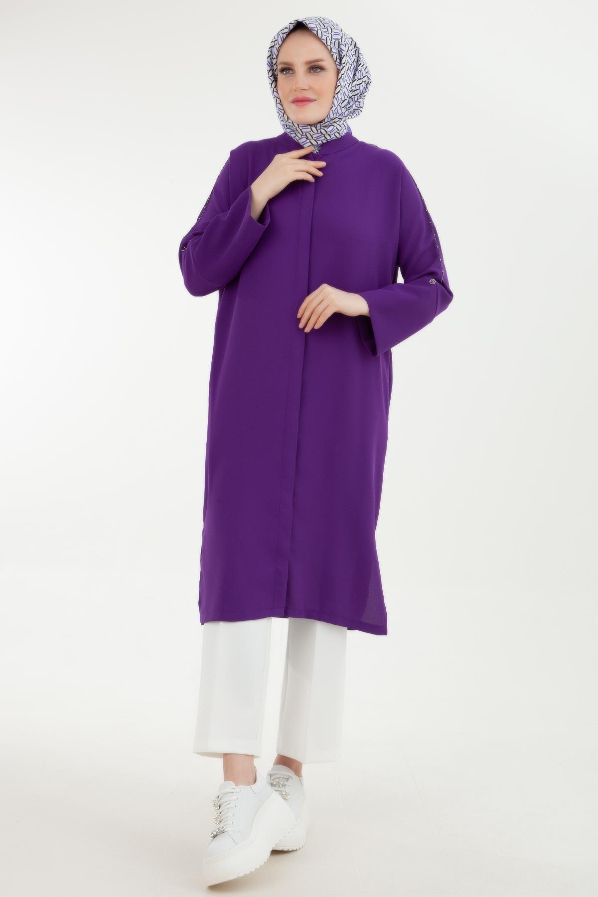 ARMİNE TREND Krep Kumaş Gizli Düğmeli Kolları Taş Detaylı Tunik Mor 24YT450