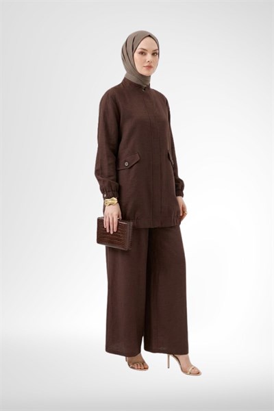 Armine Trend Cep Detaylı Fermuarlı Keten Takım Kahverengi 26YT612