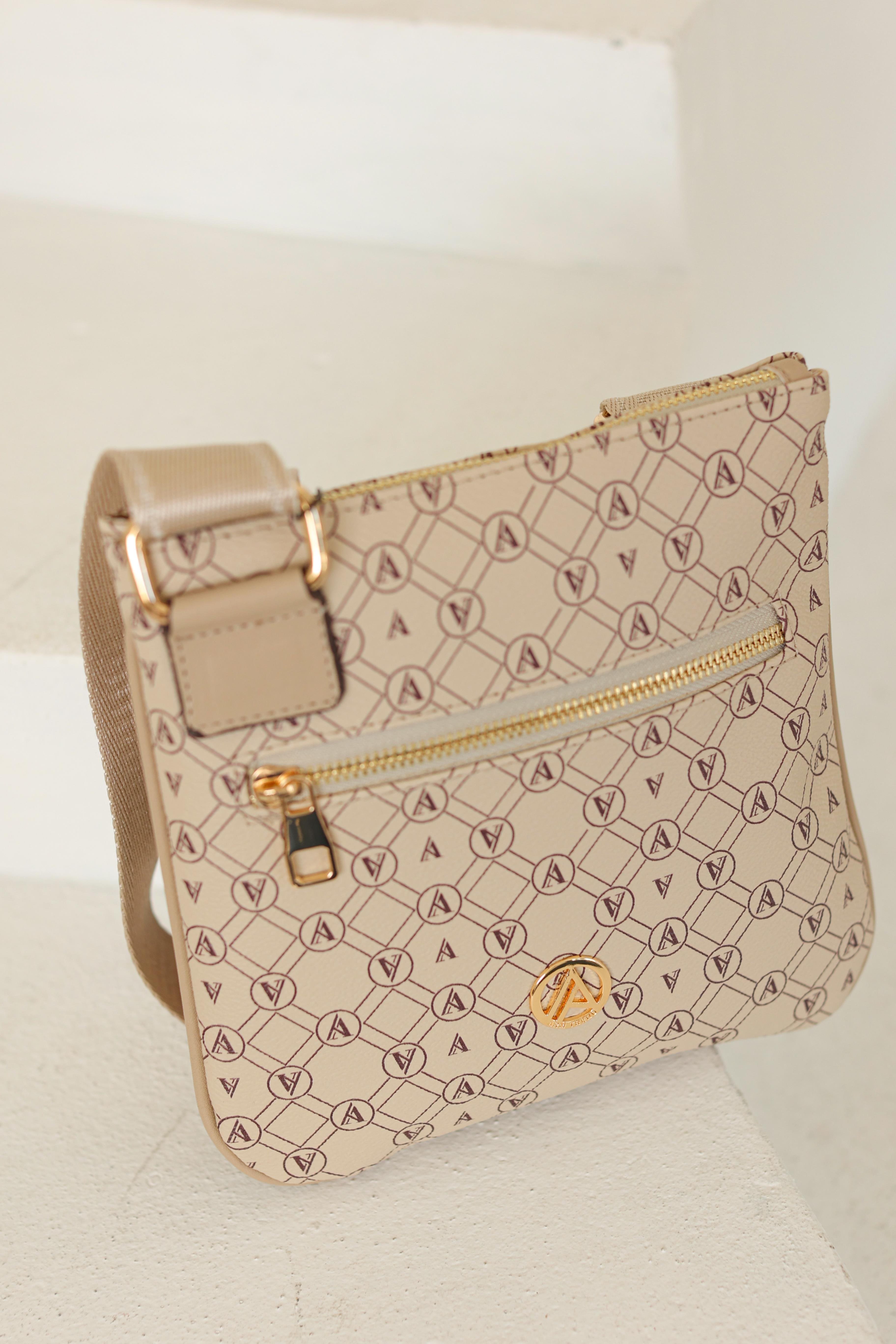 Armine Trend Ayarlanabilir Omuz Askılı Fermuarlı Çanta-Bej ARM138