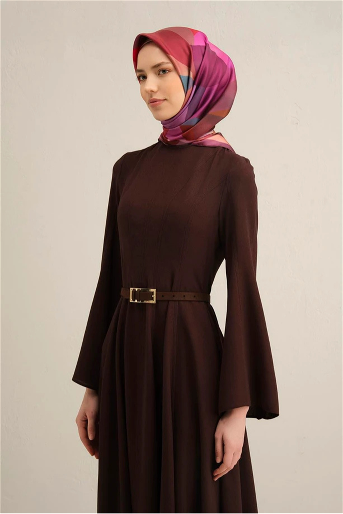 Armine Desenli Saf İpek Twill Eşarp 9331--31