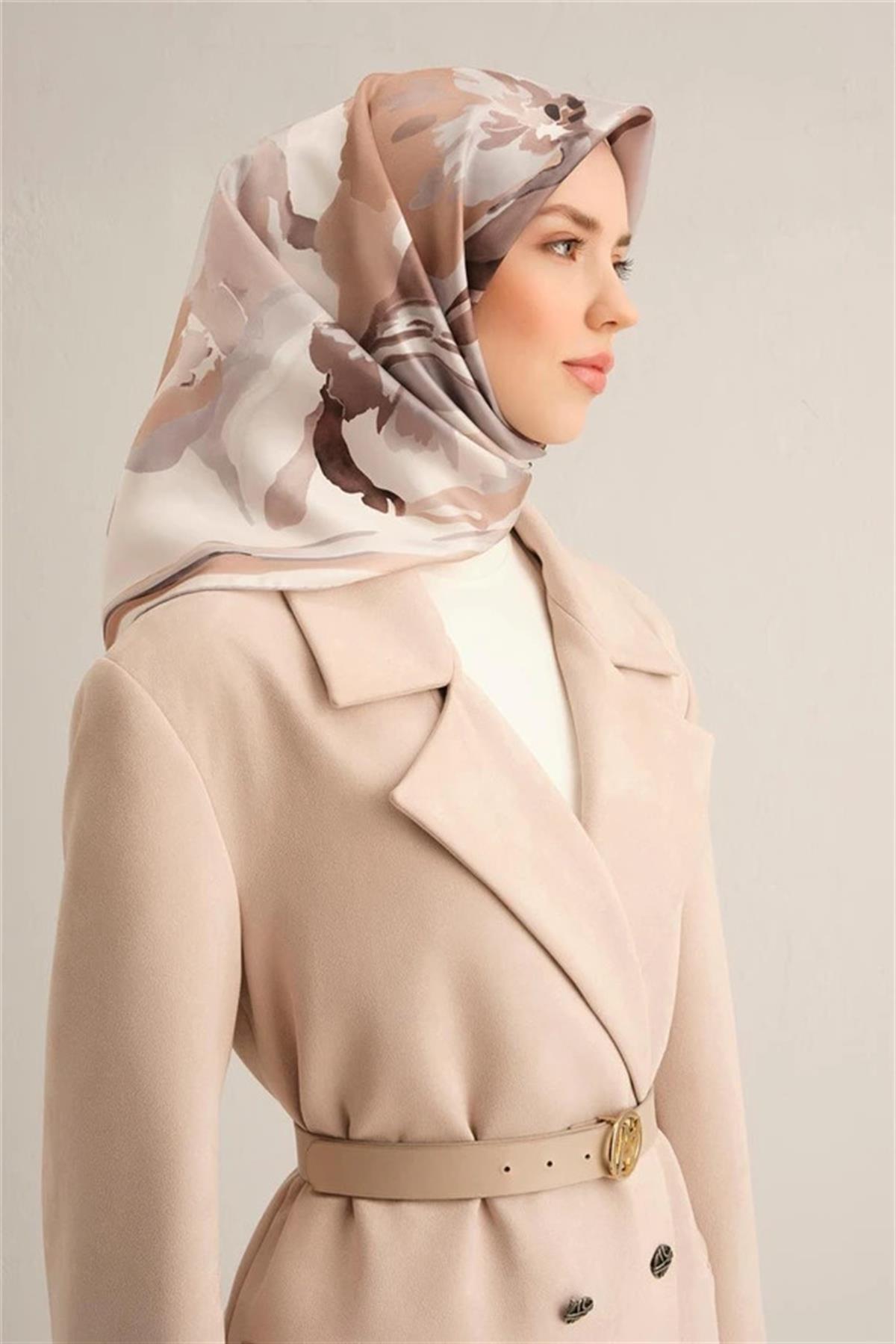 Armine Desenli Saf İpek Twill Eşarp 9340--86