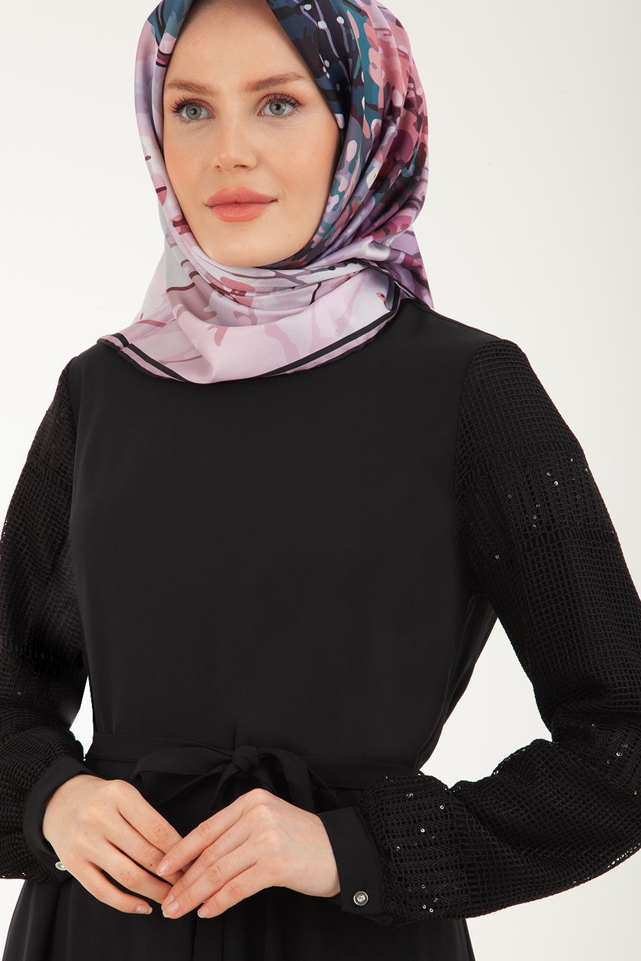 ARMİNE TREND Kolları File Detaylı Tam Astarlı Beli Kuşak Kemerli Elbise-Siyah 22KT905