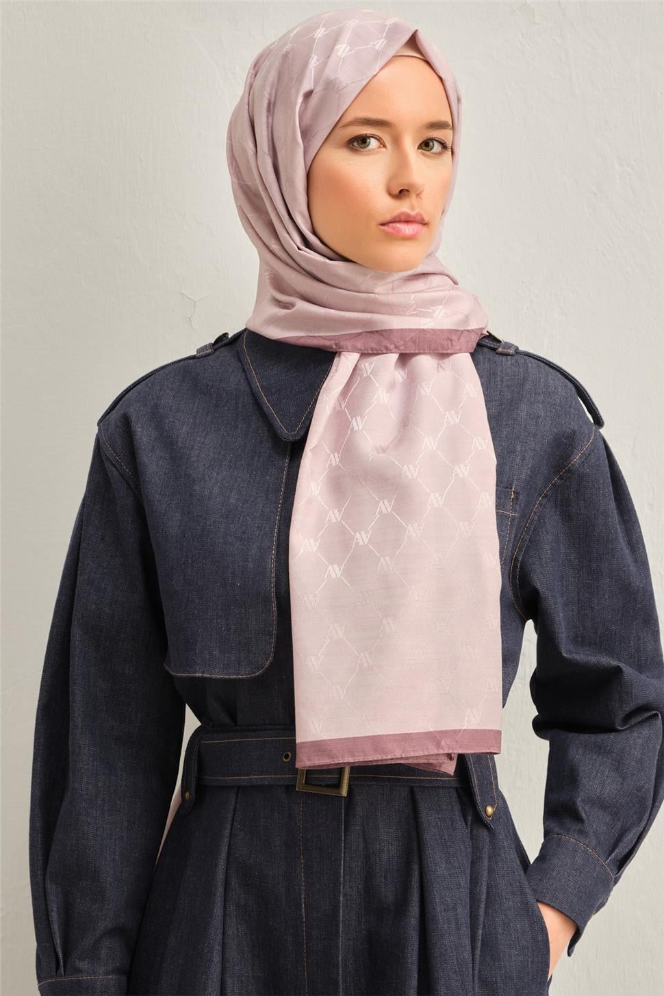armine-trend-monogram-sal-2-5-85d6.jpg