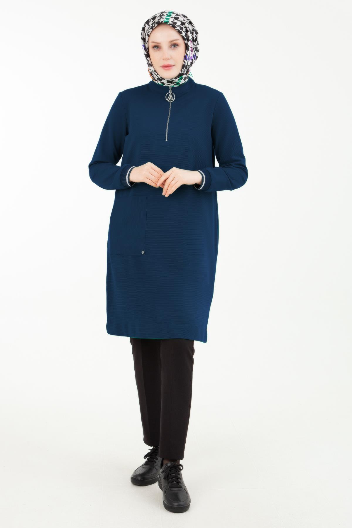 ARMİNE TREND Yakası Fermuarlı Kolları Ribanalı Örme Kumaş Tunik-Lacivert 23KT439