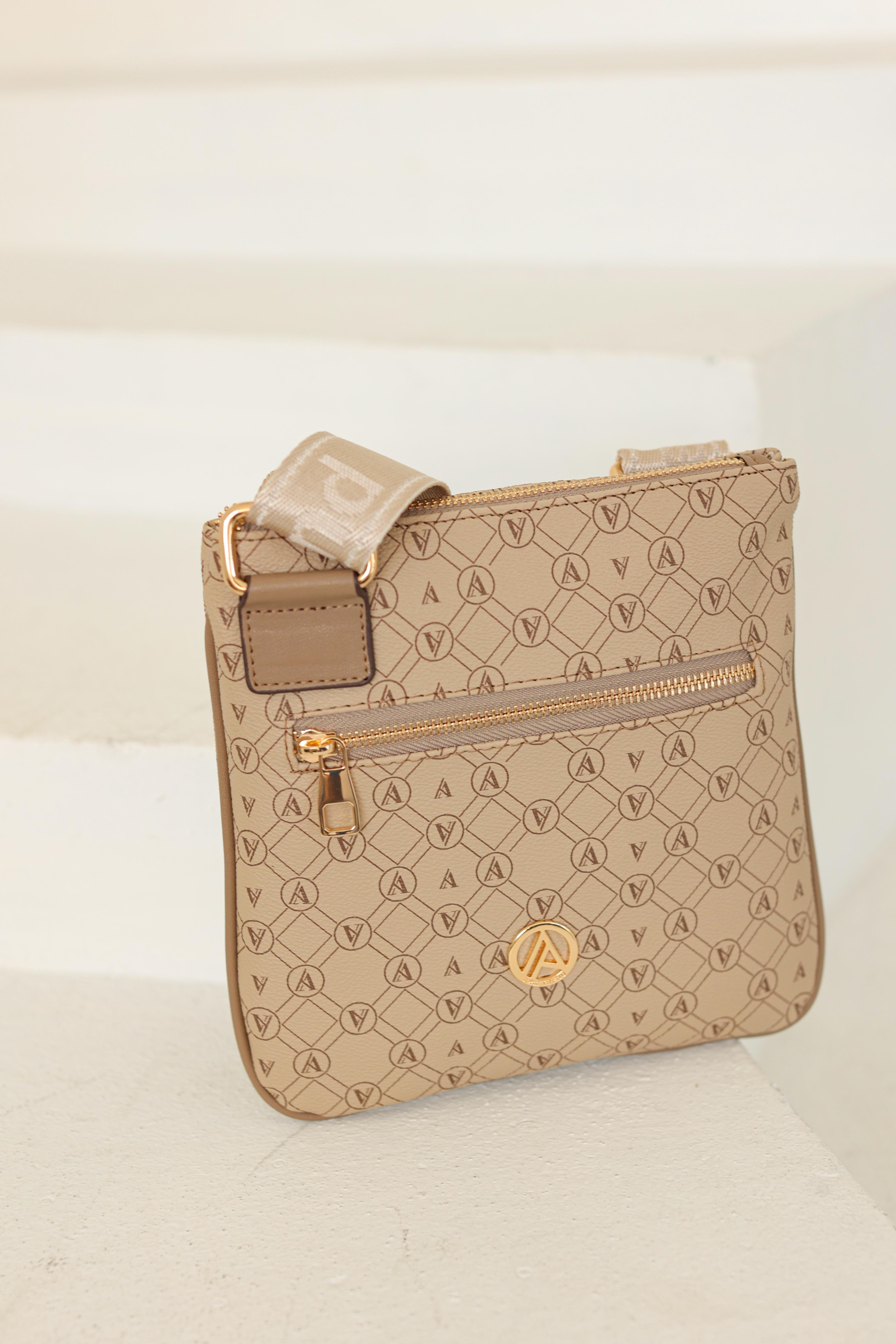 Armine Trend Ayarlanabilir Omuz Askılı Fermuarlı Çanta-Vizon ARM138